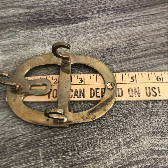 Vtg Brass Wall Mount Key Hook - Picture 5 of 9